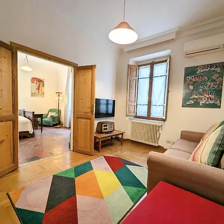 Daire Charming In A 1910s Building 2 Min Walk From The Colosseum
