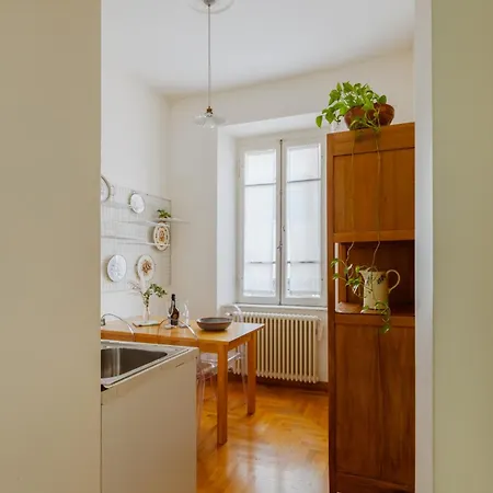 شقة Charming In A 1910s Building 2 Min Walk From The Colosseum روما