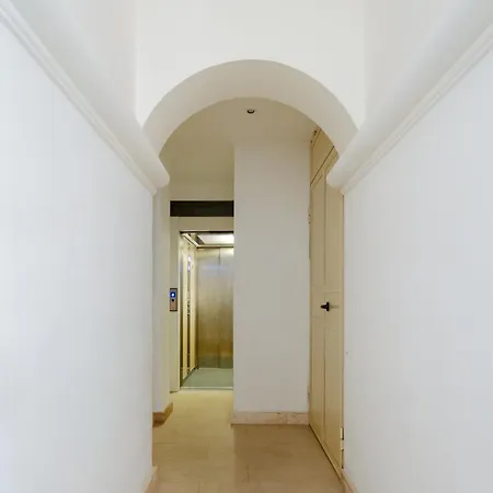 شقة Charming In A 1910s Building 2 Min Walk From The Colosseum *