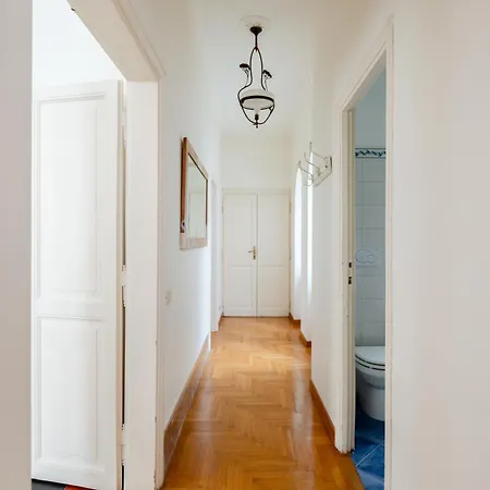 Charming In A 1910s Building 2 Min Walk From The Colosseum * روما